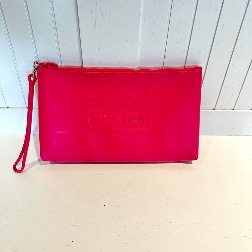Rare Hunter x Target Vibrant Pink Clutch Wristlet